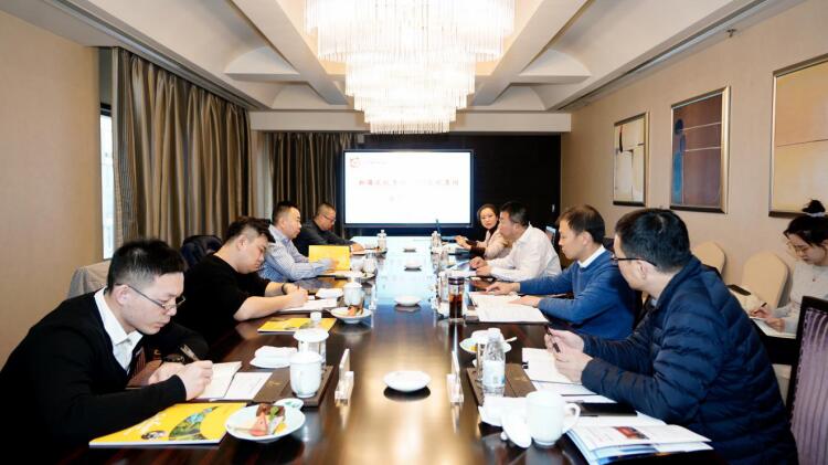 新疆凯时尊龙人生就是博集团总司理王宏江来访交流